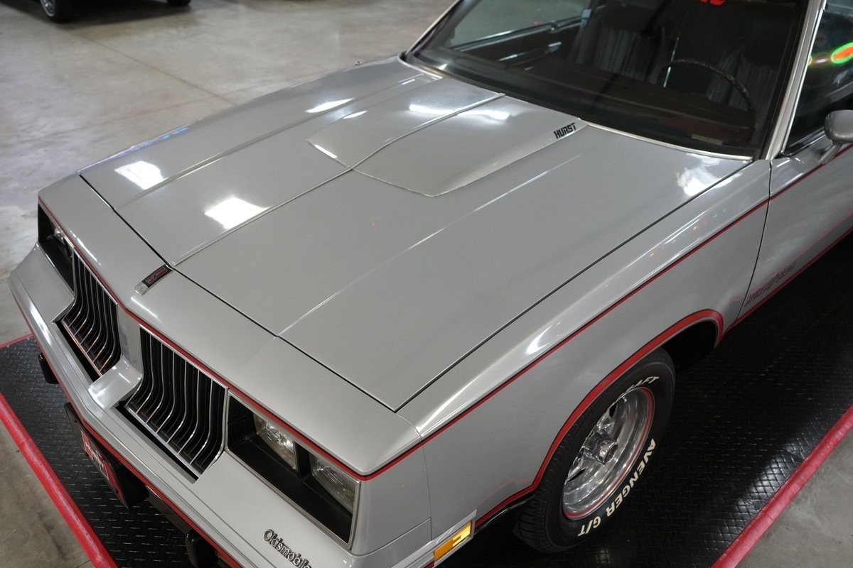 Oldsmobile-Hurst-1984-Coupe-39