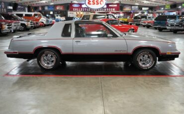Oldsmobile-Hurst-1984-Coupe-6