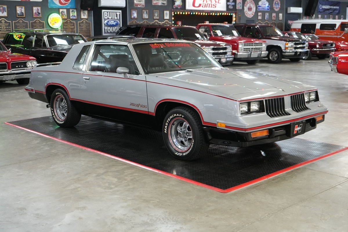 Oldsmobile-Hurst-1984-Coupe-7