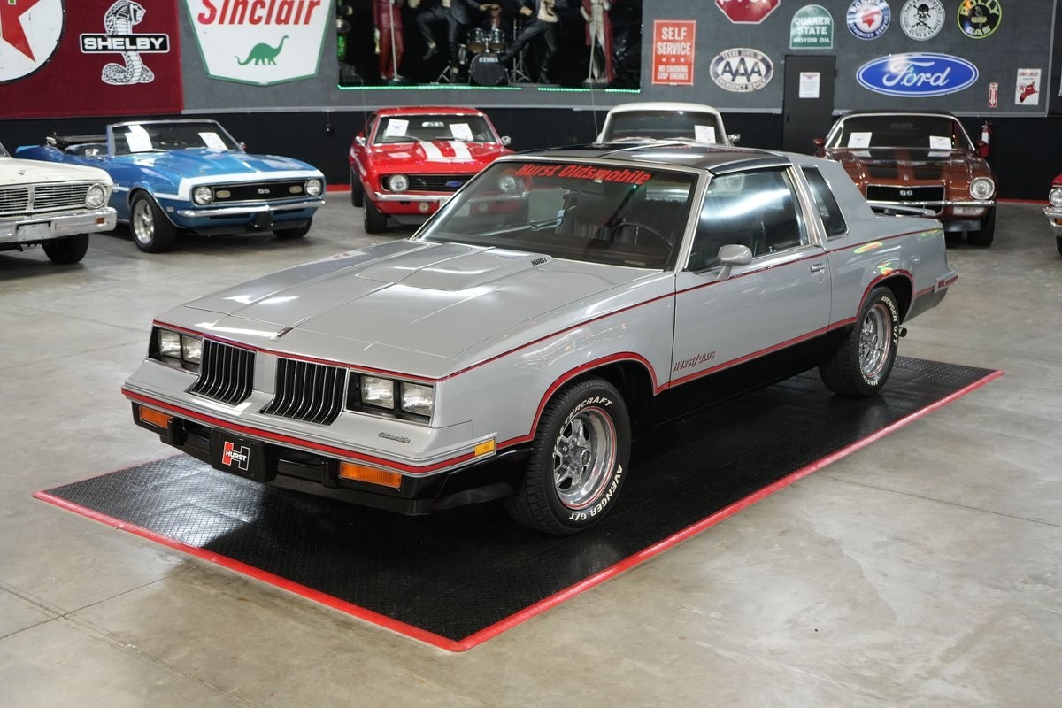 Oldsmobile-Hurst-1984-Coupe-9
