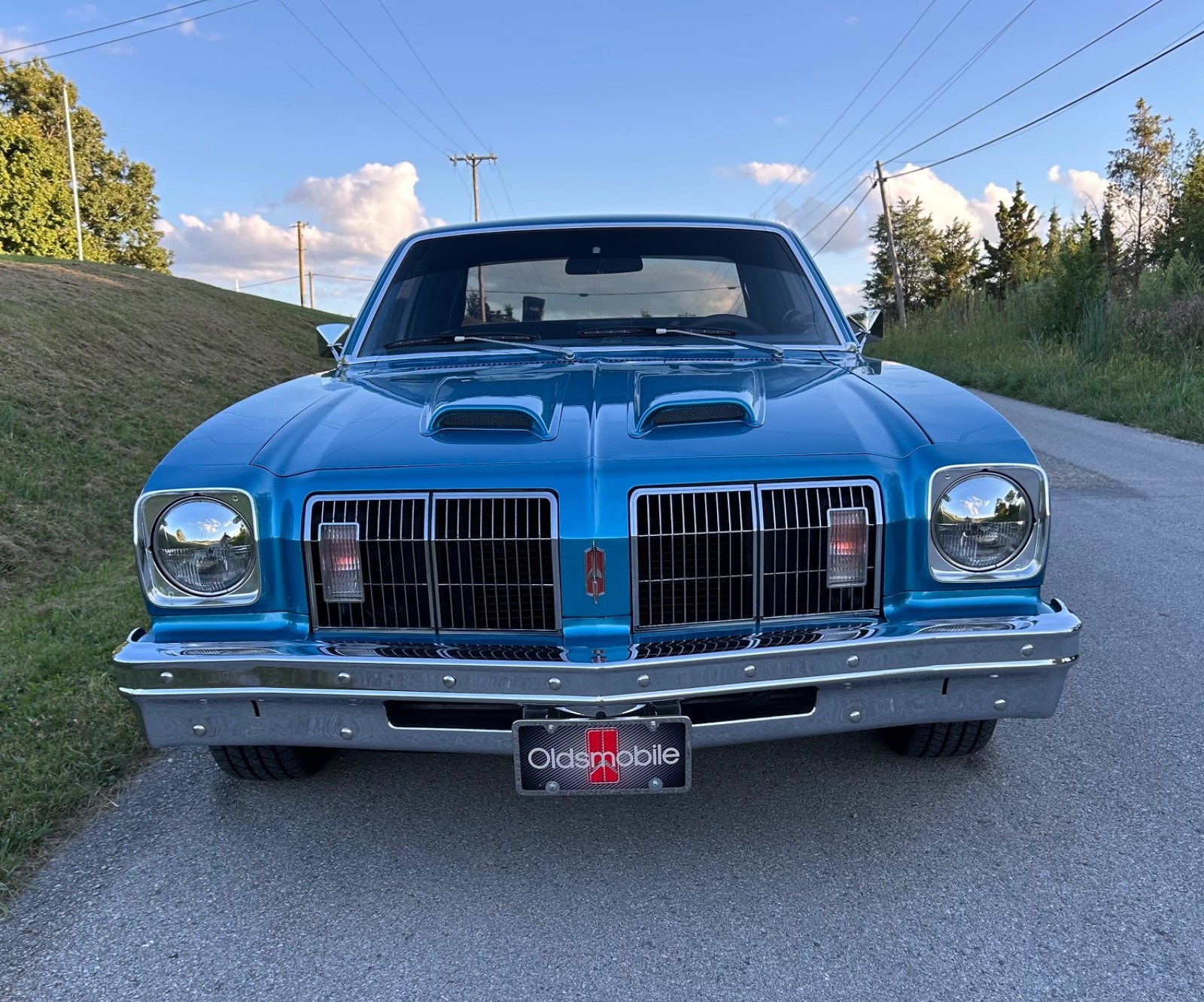Oldsmobile-Omega-1975-Coupe-2