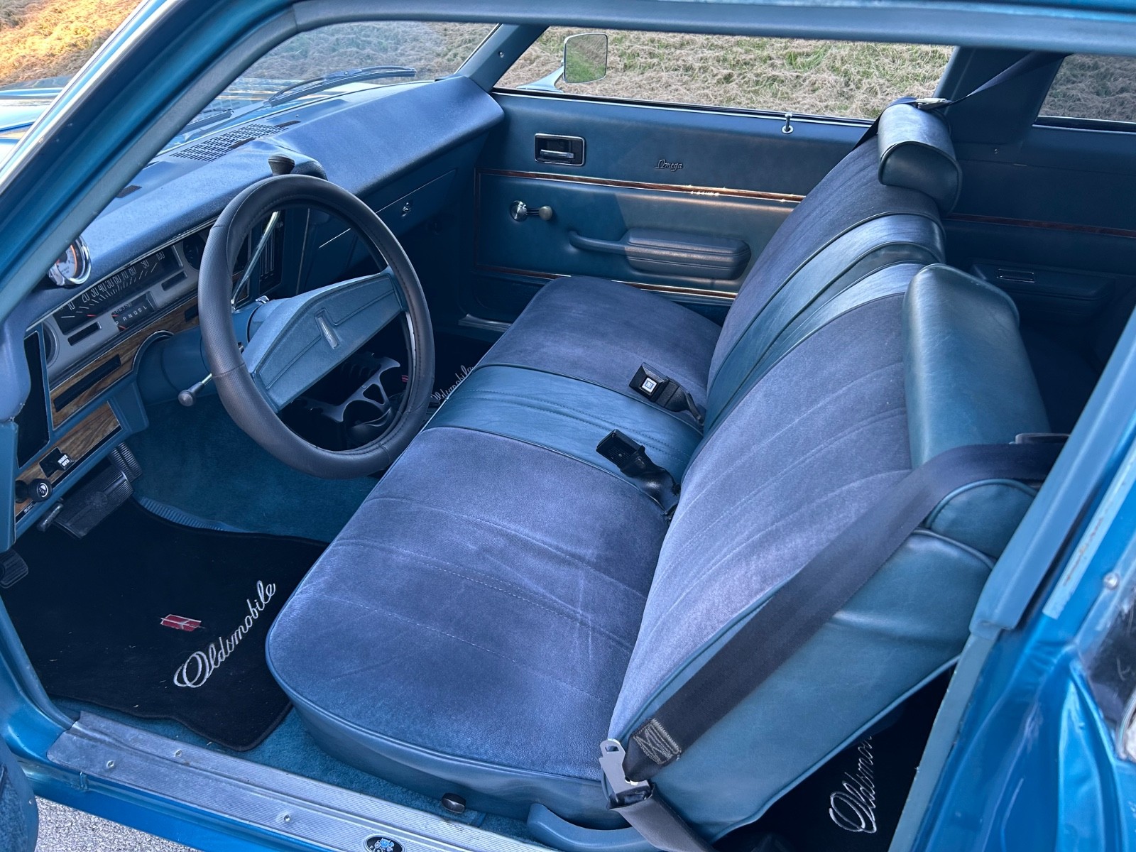 Oldsmobile-Omega-1975-Coupe-9