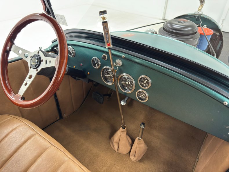 Oldsmobile-Other-1924-Medium-Green-Saddle-7