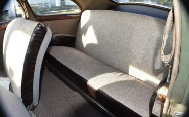 Oldsmobile-Other-1946-Sedan-11