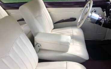 Oldsmobile-Other-1950-Mulberry-Pearl-White-Vinyl-6