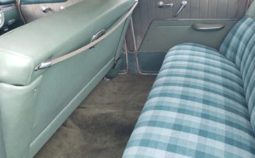 Oldsmobile-Rocket-88-1953-18