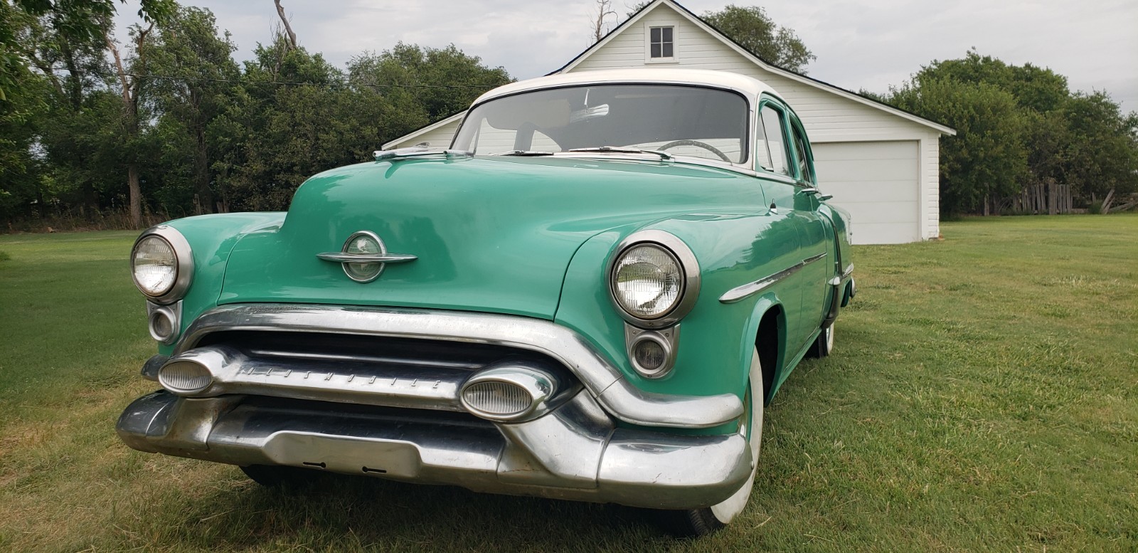 Oldsmobile-Rocket-88-1953-3