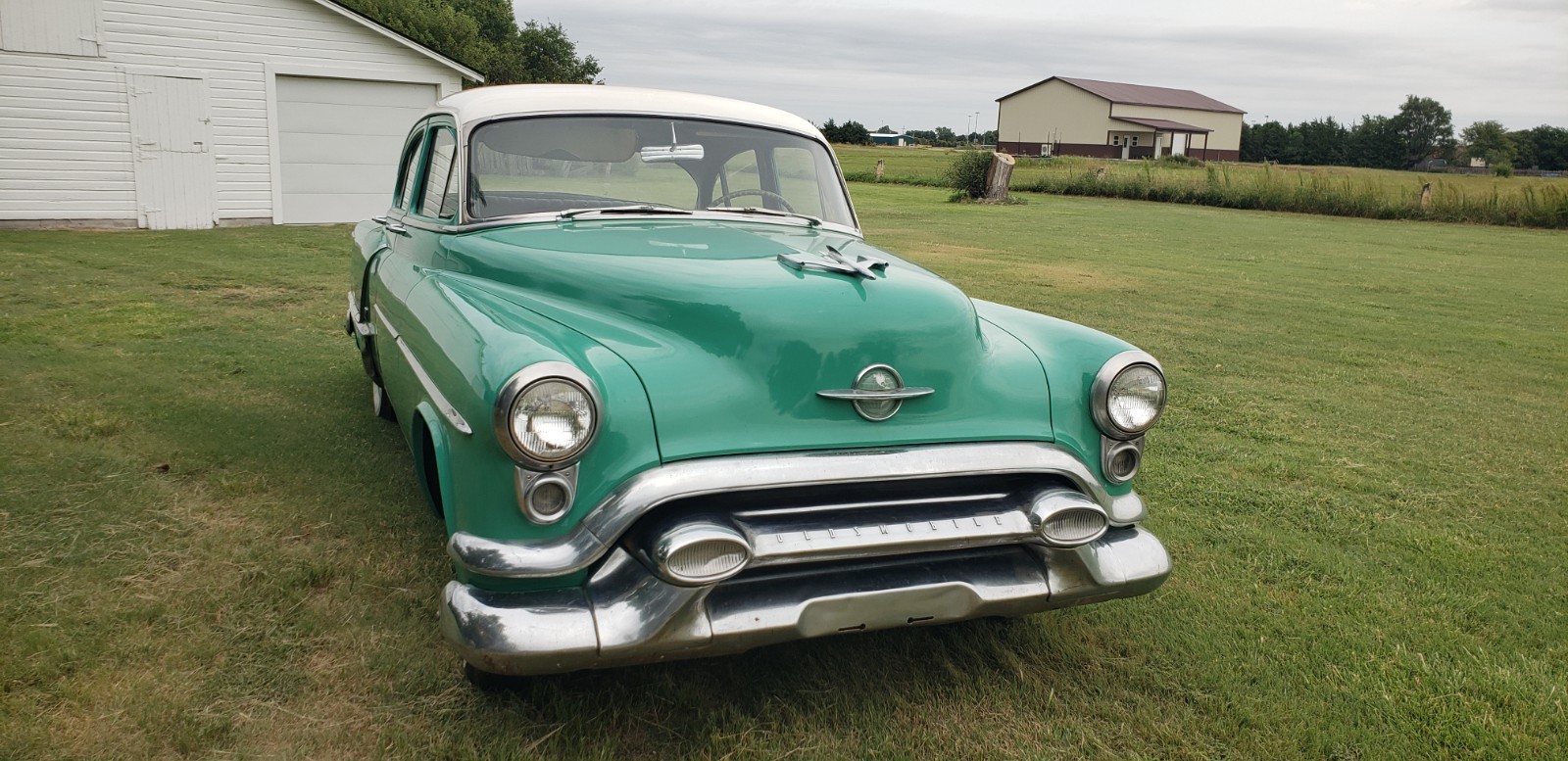 Oldsmobile-Rocket-88-1953-4