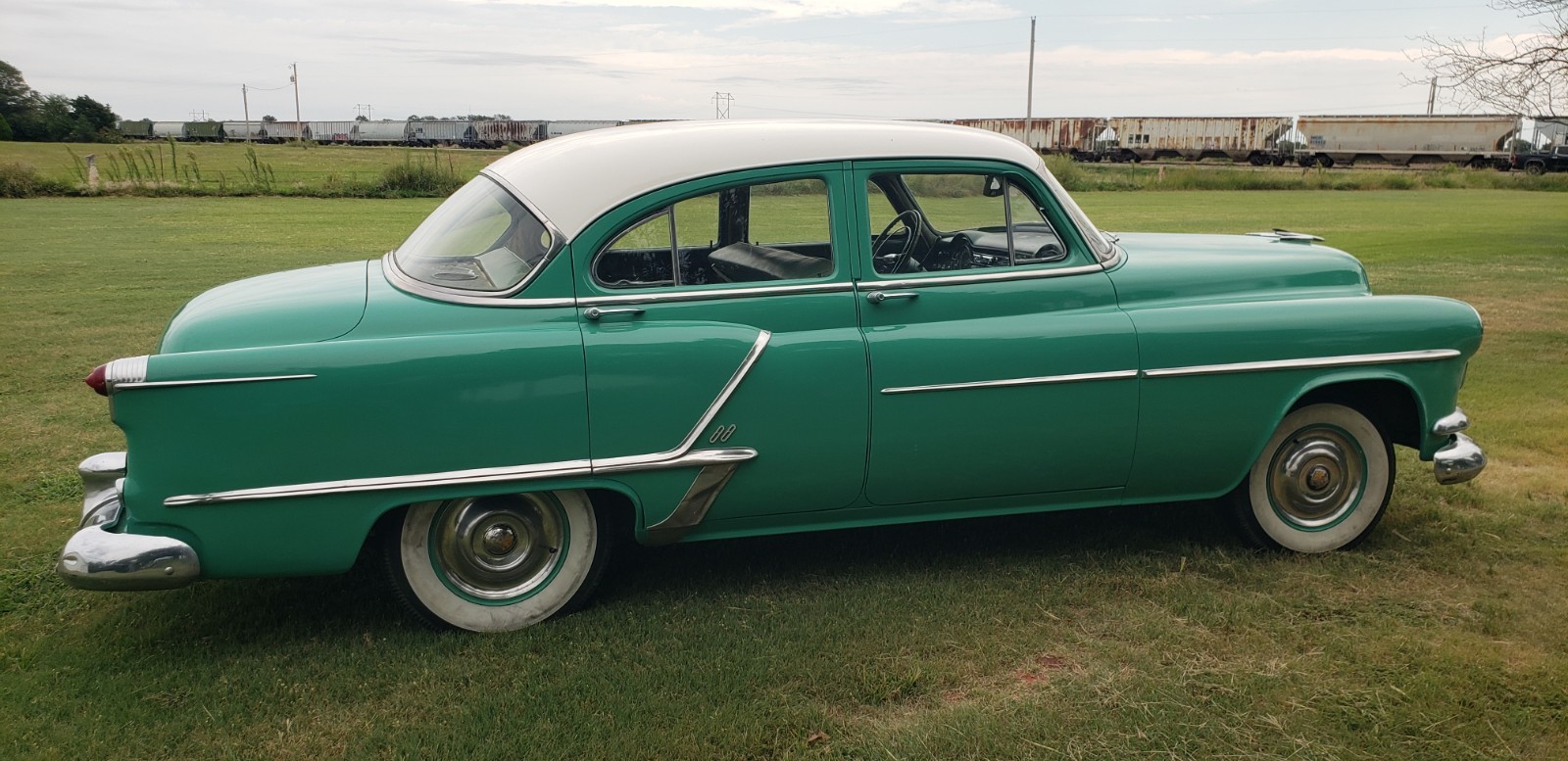 Oldsmobile-Rocket-88-1953-5