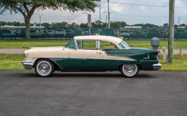 Oldsmobile-Rocket-88-1955-2-door-1