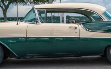 Oldsmobile-Rocket-88-1955-2-door-19