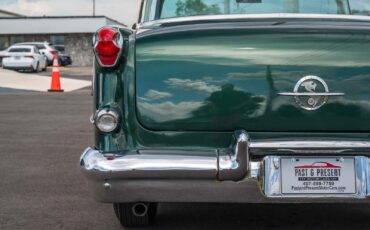Oldsmobile-Rocket-88-1955-2-door-25
