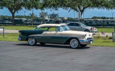 Oldsmobile-Rocket-88-1955-2-door-28