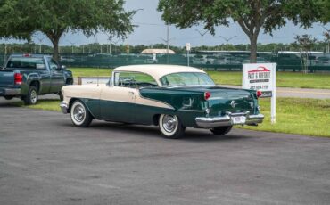 Oldsmobile-Rocket-88-1955-2-door-3