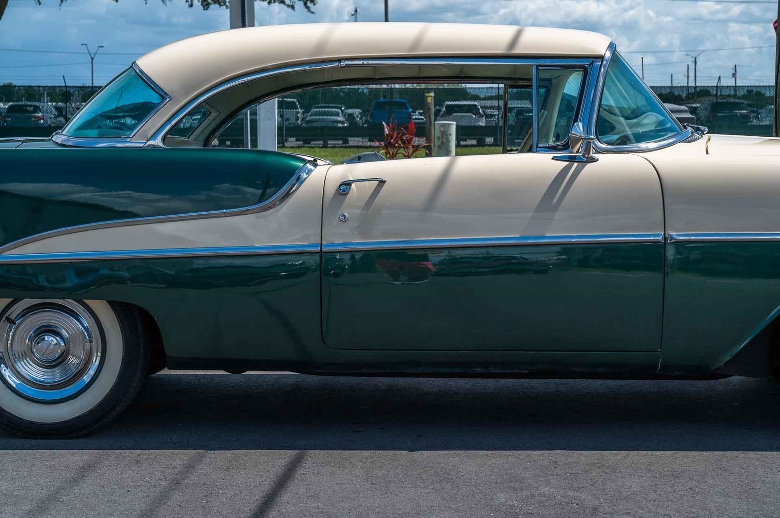 Oldsmobile-Rocket-88-1955-2-door-32