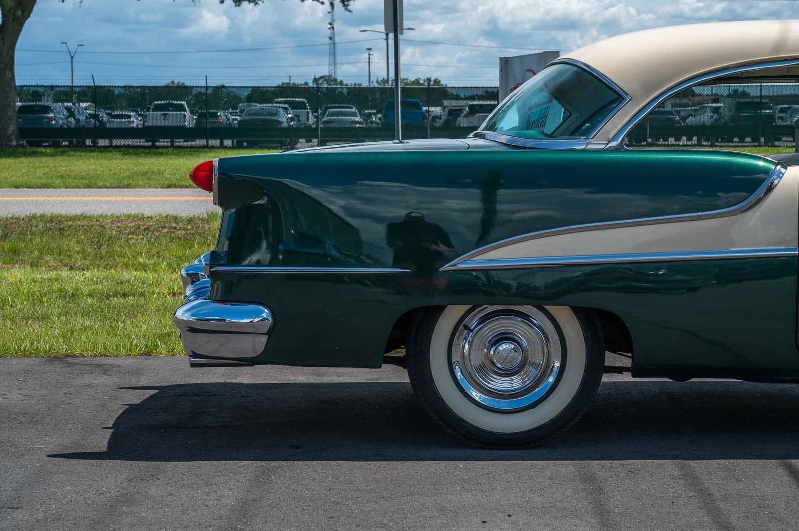 Oldsmobile-Rocket-88-1955-2-door-33