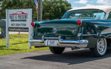 Oldsmobile-Rocket-88-1955-2-door-35