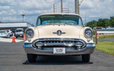 Oldsmobile-Rocket-88-1955-2-door-37
