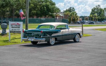 Oldsmobile-Rocket-88-1955-2-door-5