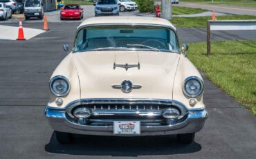 Oldsmobile-Rocket-88-1955-2-door-9