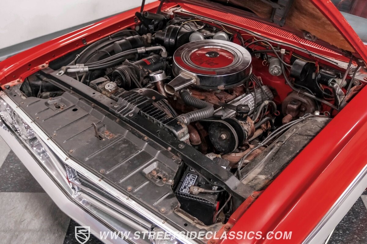 Oldsmobile-Starfire-1962-Hardtop-29
