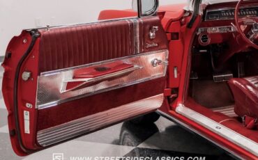 Oldsmobile-Starfire-1962-Hardtop-32
