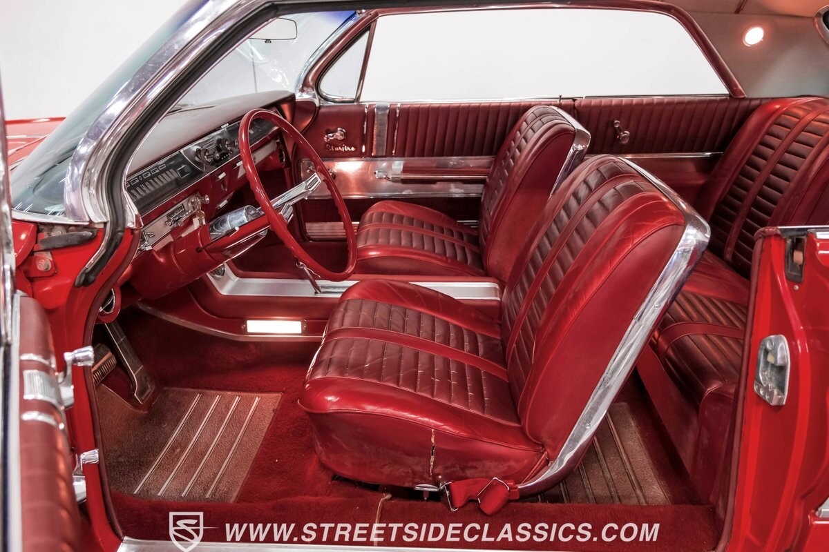 Oldsmobile-Starfire-1962-Hardtop-34