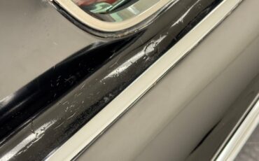 Oldsmobile-Starfire-1963-Ebony-Black-Red-10