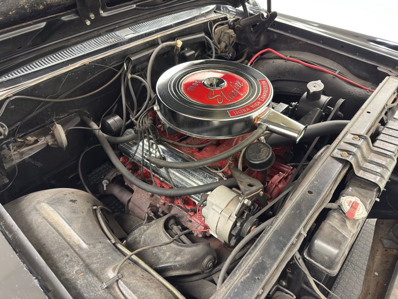 Oldsmobile-Starfire-1963-Ebony-Black-Red-41