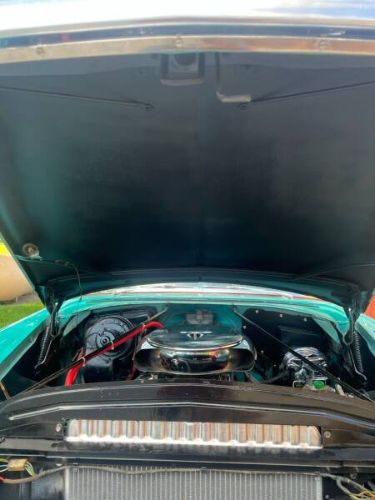 Oldsmobile-Super-88-1954-TurquoiseWhite-Light-GrayDark-Gray-9
