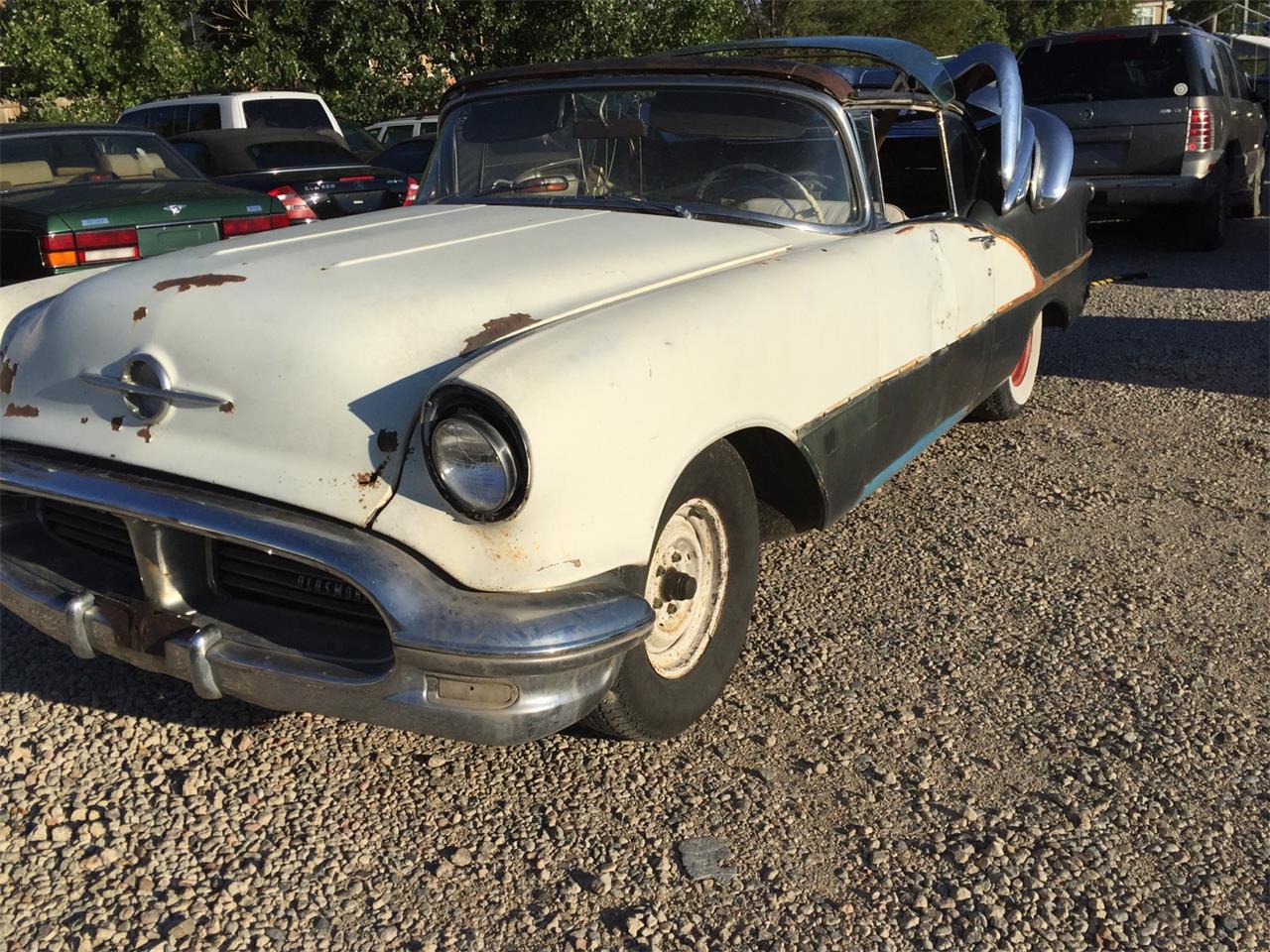 Oldsmobile-Super-88-1956-two-tone-two-tone-1