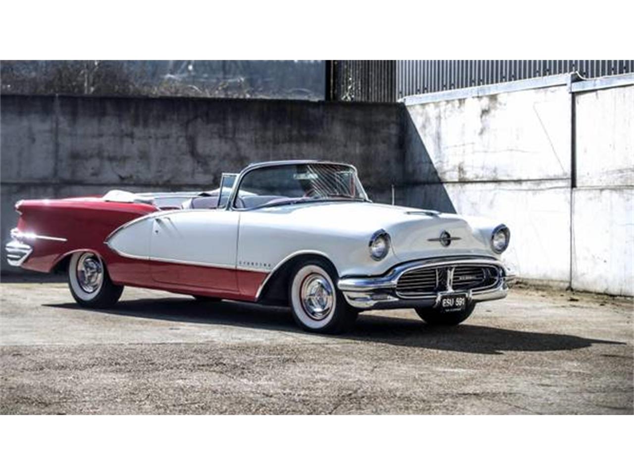 Oldsmobile-Super-88-1956-two-tone-two-tone-11