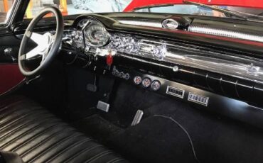 Oldsmobile-Super-88-1957-Red-4