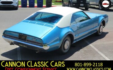 Oldsmobile-Toronado-1967-12