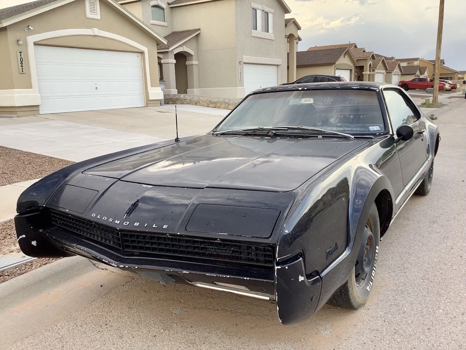Oldsmobile-Toronado-1967-2