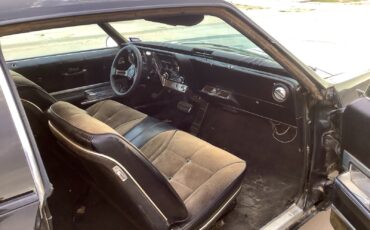 Oldsmobile-Toronado-1967-22