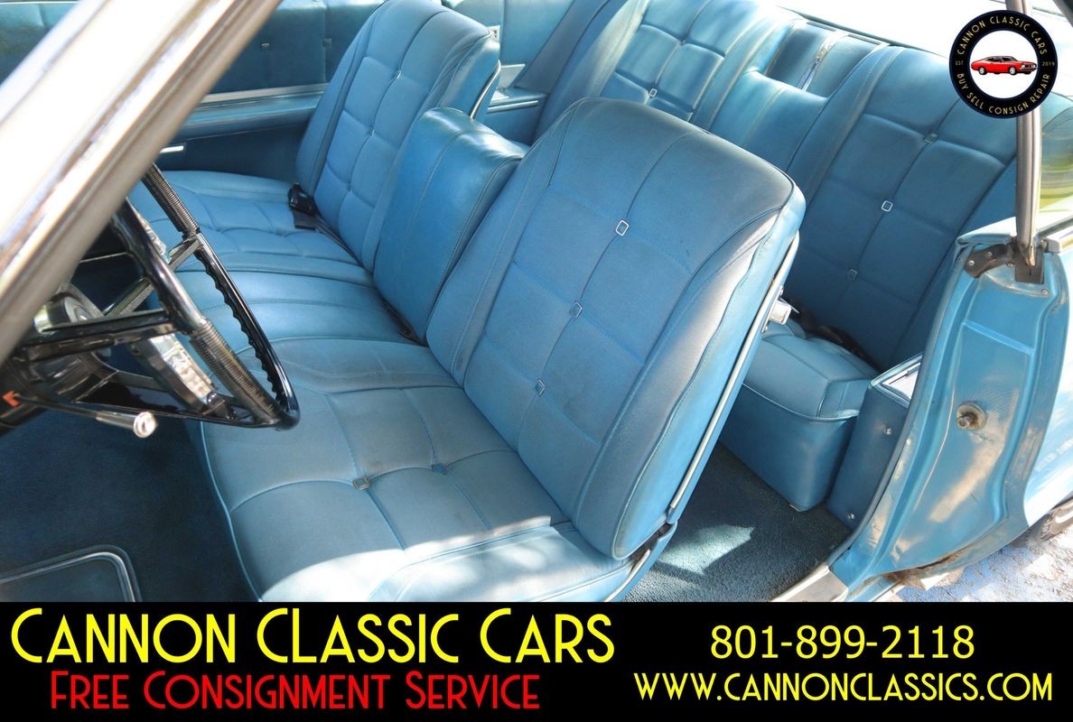 Oldsmobile-Toronado-1967-24