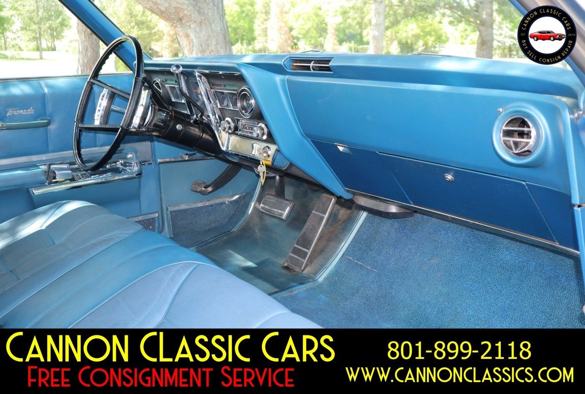Oldsmobile-Toronado-1967-31