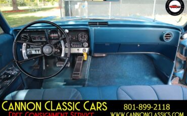 Oldsmobile-Toronado-1967-34