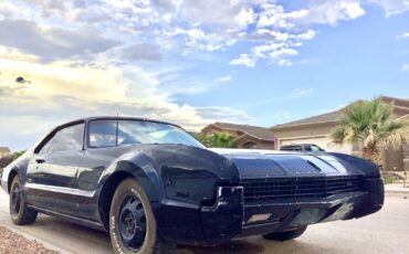 Oldsmobile-Toronado-1967-5