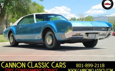 Oldsmobile-Toronado-1967-8
