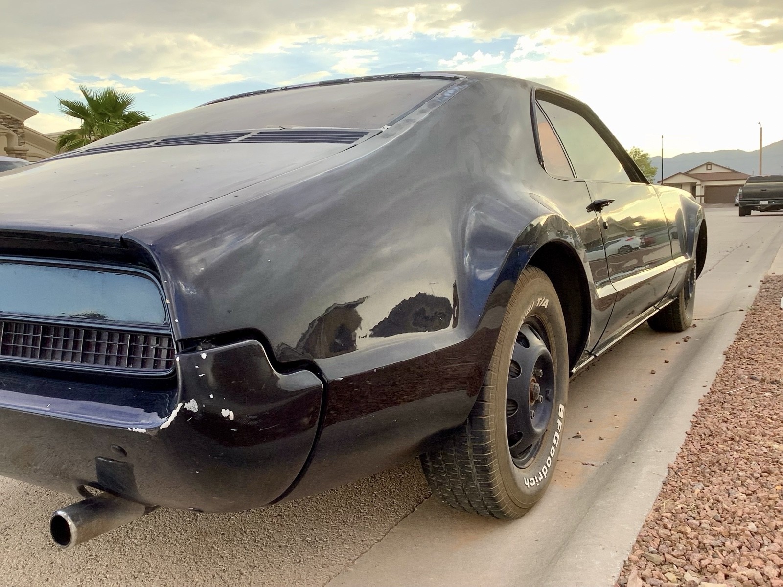 Oldsmobile-Toronado-1967-9