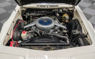 Oldsmobile-Toronado-1967-Provincial-White-Blue-1