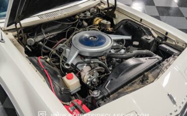 Oldsmobile-Toronado-1967-Provincial-White-Blue-31