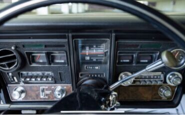 Oldsmobile-Toronado-1969-4