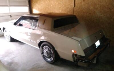 Oldsmobile Toronado 1981