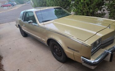 Oldsmobile-Toronado-1984-3