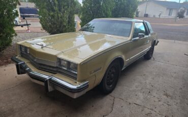 Oldsmobile-Toronado-1984