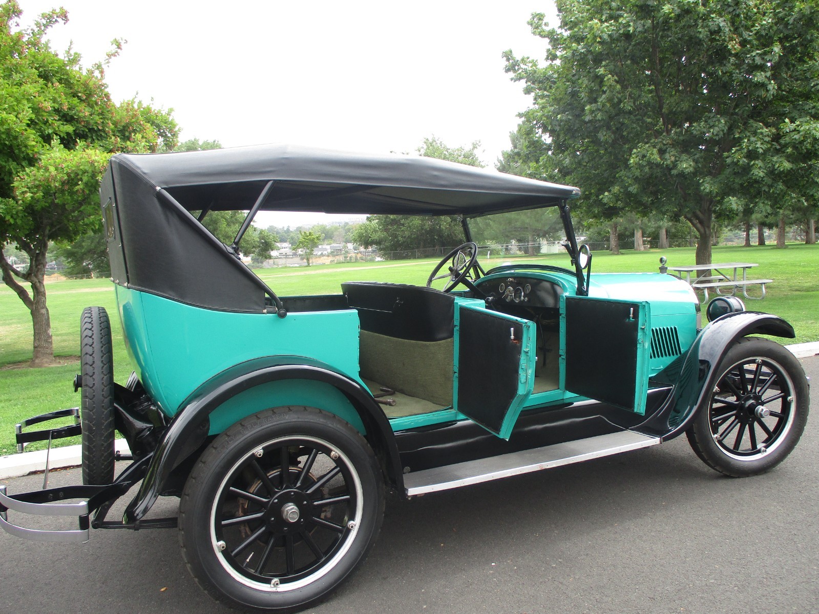 Oldsmobile-Touring-1924-Convertible-22
