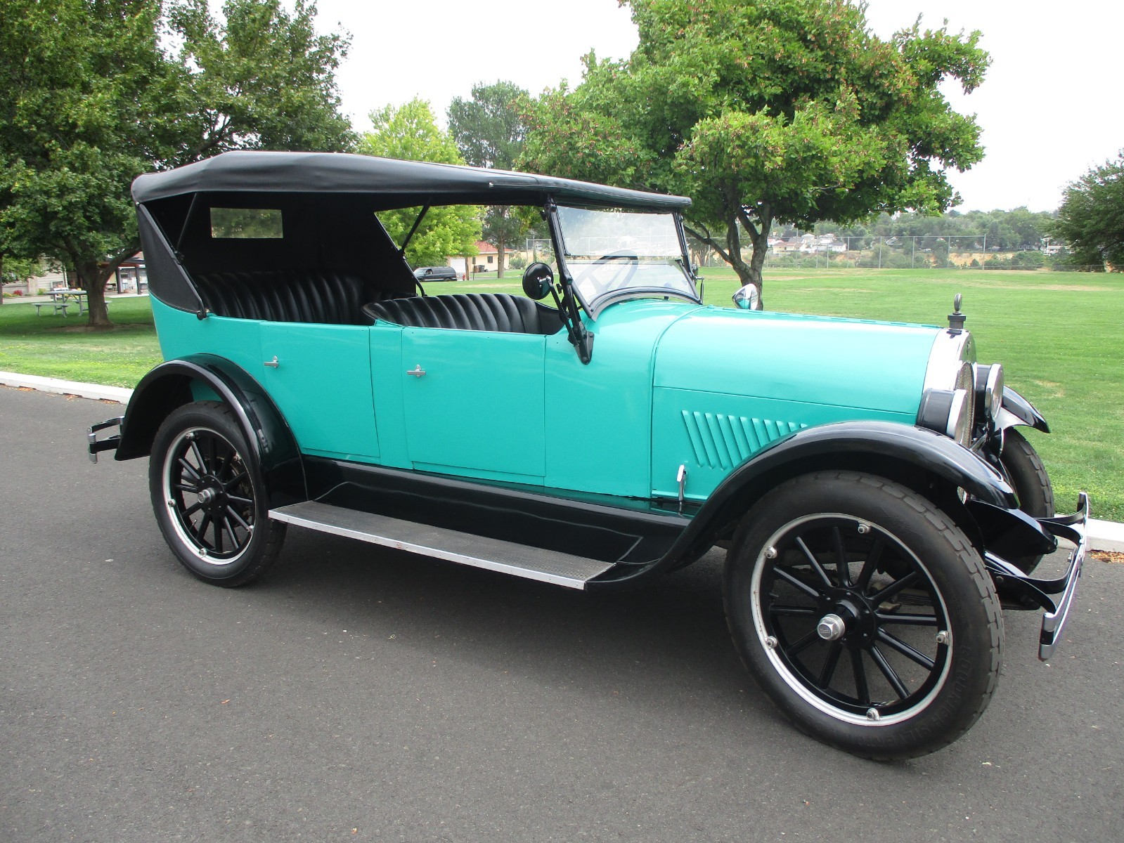 Oldsmobile-Touring-1924-Convertible-28